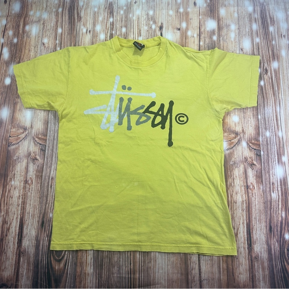Stussy Yellow Short Sleeve Tee Vibrant Street Style Size large Made in Mexico